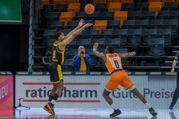 14锁定胜 14锁定胜