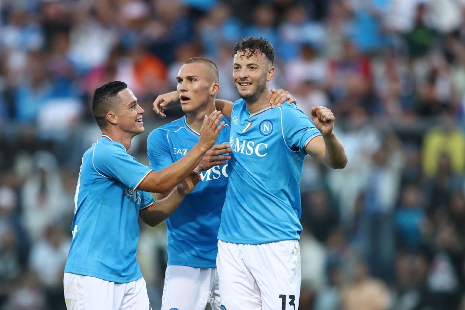 维拉有意特 维拉有意特