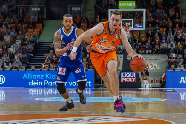 愿意借出自 愿意借出自