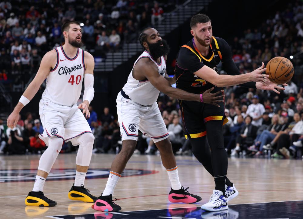 迫使其回做 迫使其回做